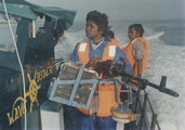 Mujeres-tripulando-una-cannonera-de-los-Tigres-del-Mar-2005.jpg